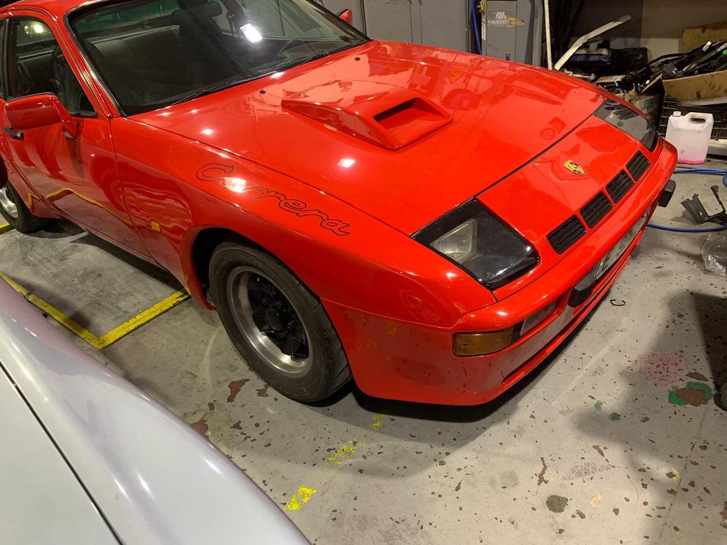 PORSCHE 924 CARRERA GT