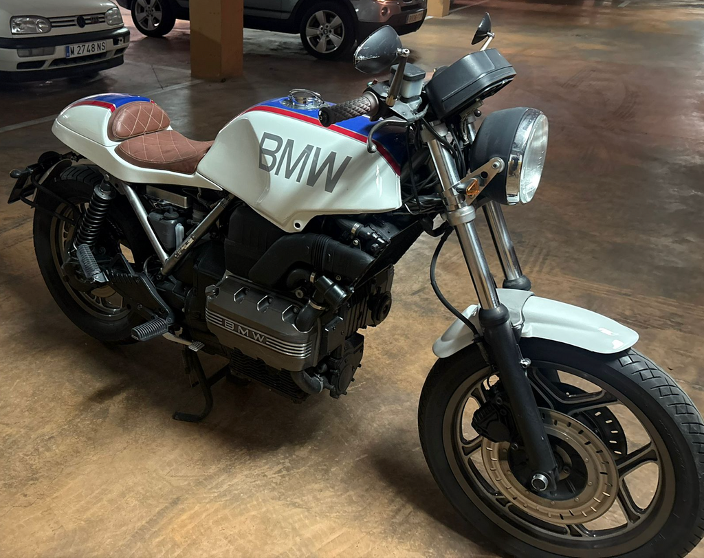 BMW K75
