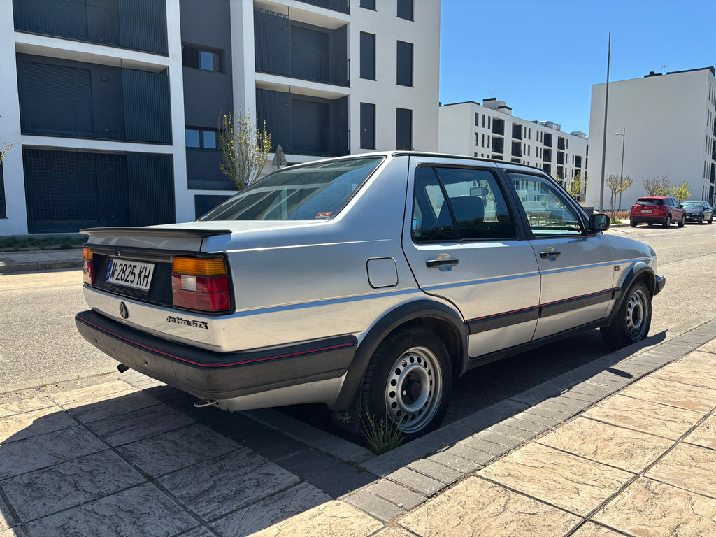 VOLSKWAGEN JETTA GTX