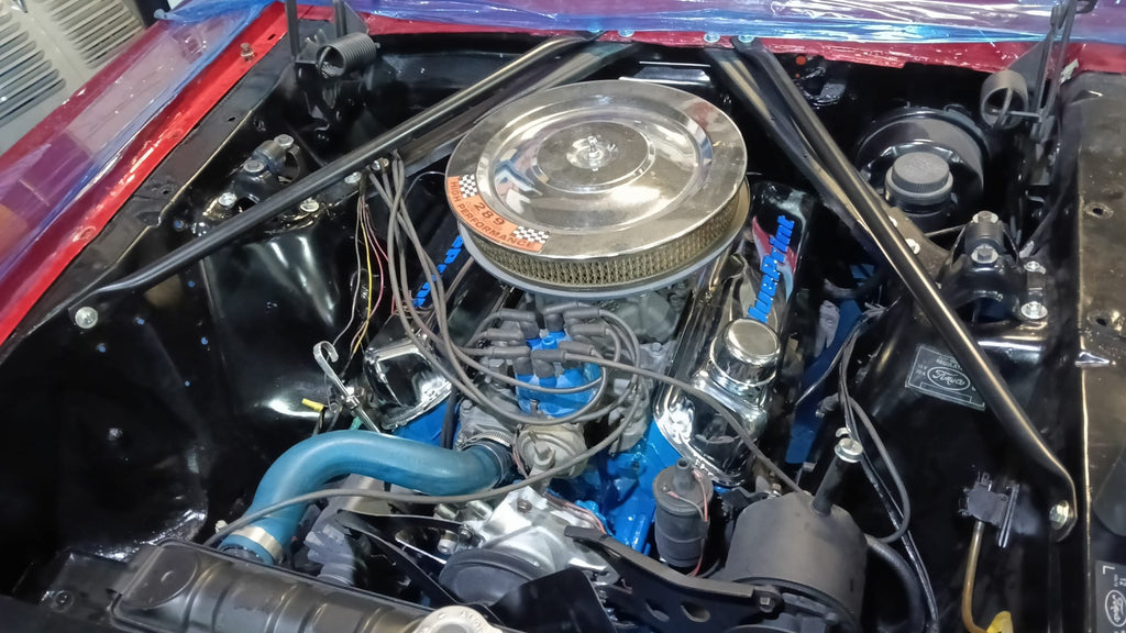 FORD MUSTANG CONVERTIBLE