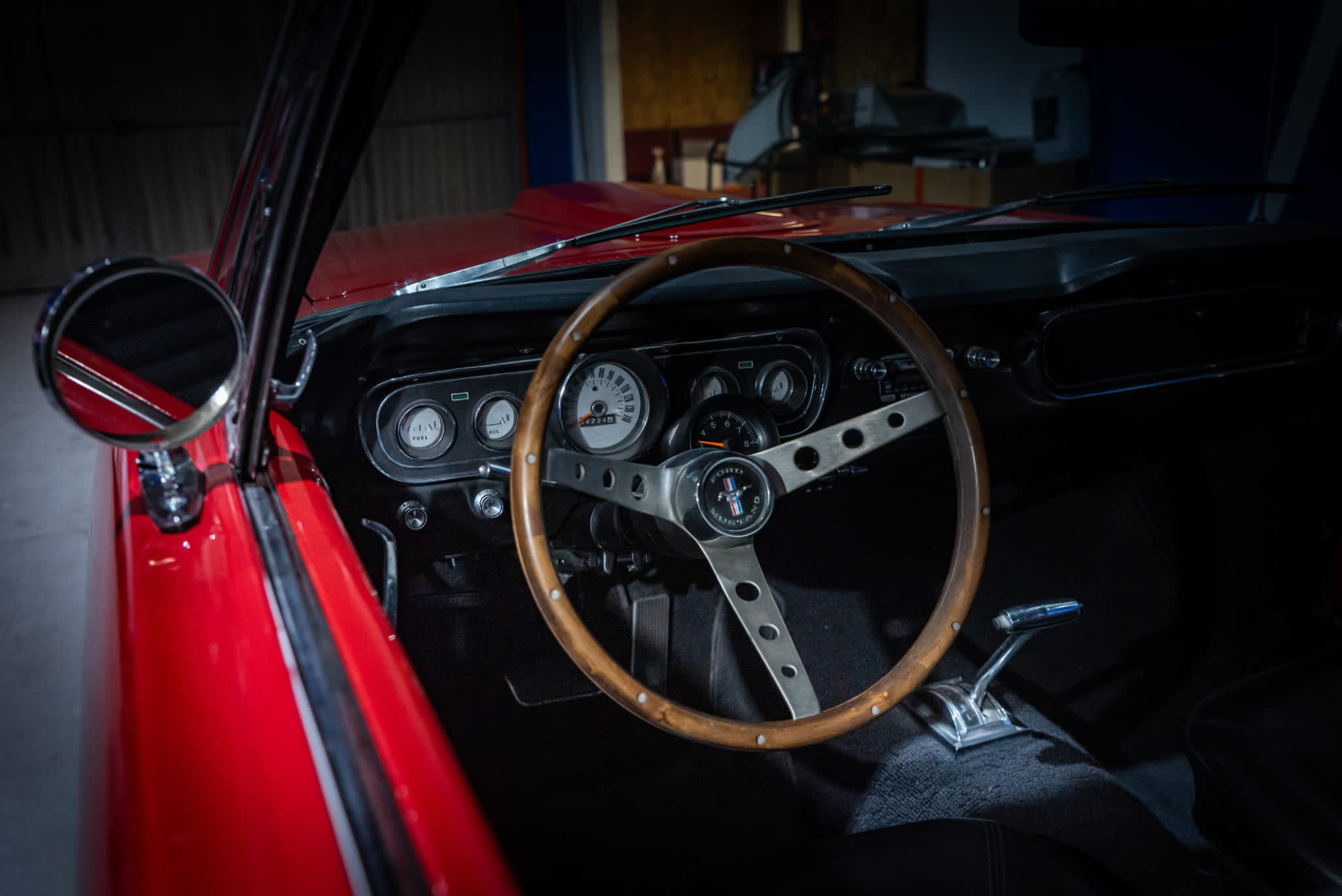 FORD MUSTANG FASTBACK